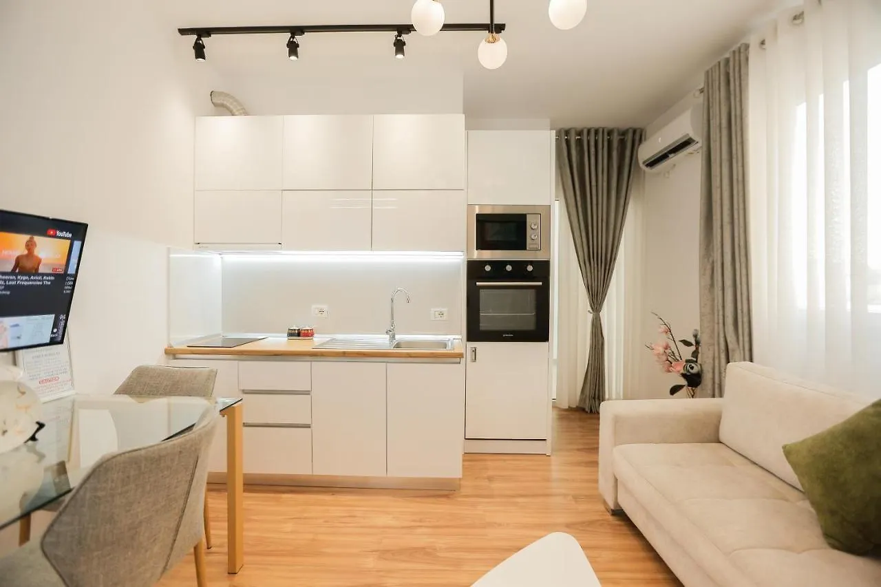 Miku Apartment-Stunning Apartment At Taiwan Тирана